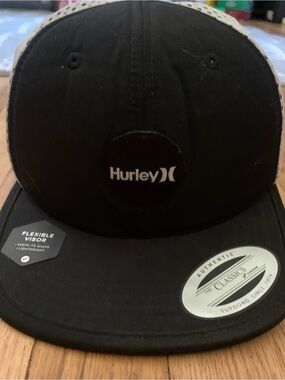 Hurley Black and White Mesh Trucker Hat